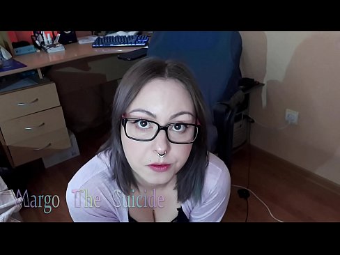 ❤️ Noia sexy amb ulleres xucla un consolador profundament davant la càmera ❤❌ Fota a nosaltres ca.creditme.top ❤